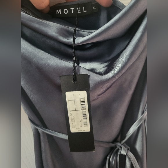 Classy mini dress (xl) - Picture 3 of 5